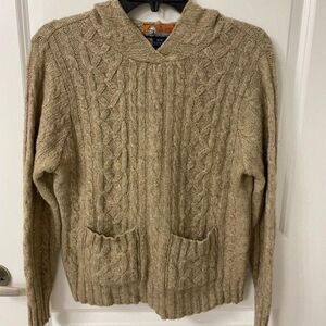 BDG Bulldog Vintage Cable Knit Hooded Wool Pullover Sweater Tan Medium M